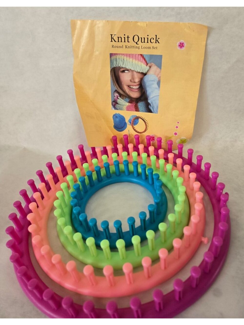 Knit Quick Round Knitting Looms Projects Crafts Sweaters Hobby Yarn Handmade